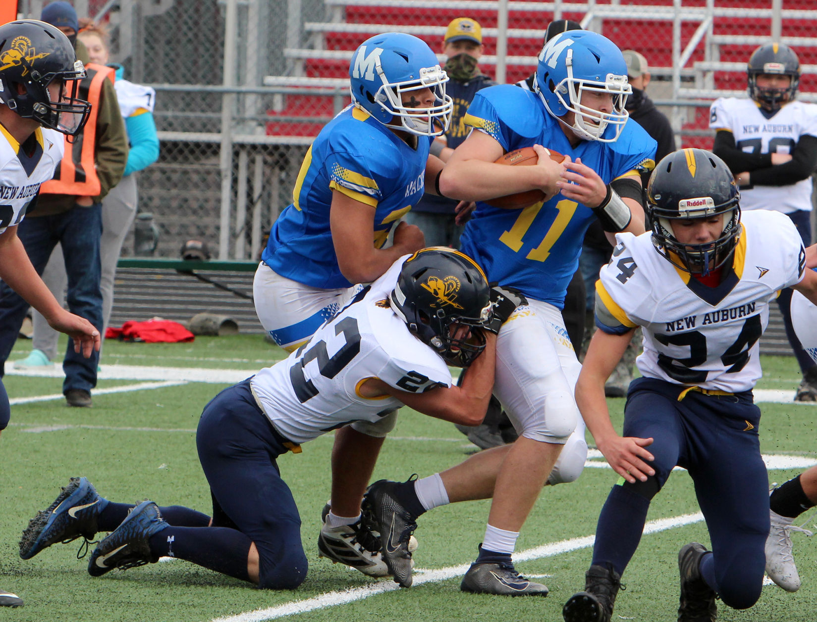 New Auburn at McDonell football 10-3-20